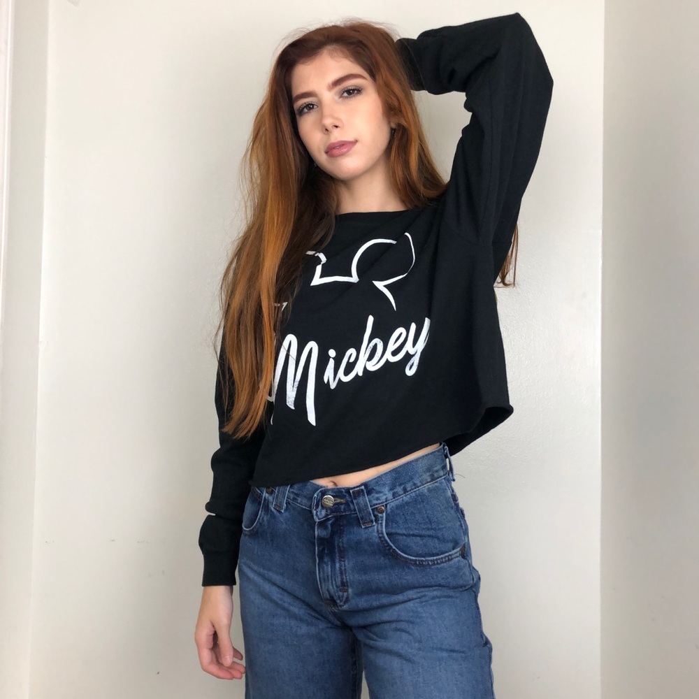 SOLD🛒 LONG SLEEVE MICKEY MOUSE CROP TOP